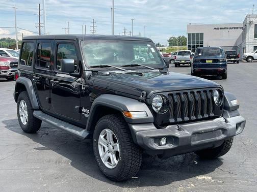Black Clearcoat 2018 Jeep Wrangler Unlimited Sport
