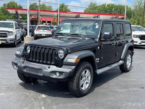 Black Clearcoat 2018 Jeep Wrangler Unlimited Sport