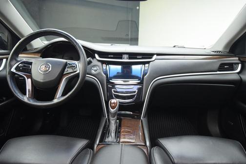 2013 Cadillac XTS Luxury