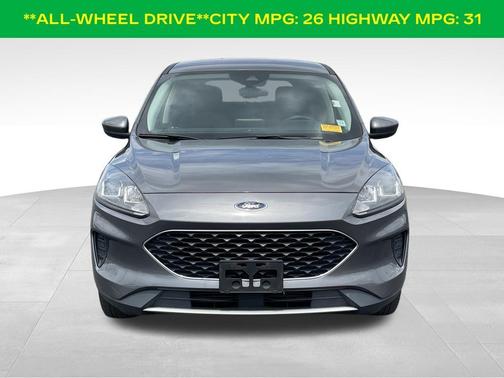 Carbonized Gray Metallic 2021 Ford Escape SE