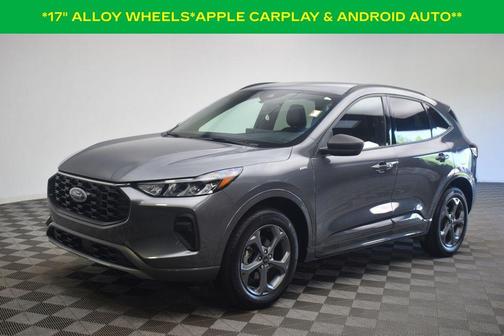 Carbonized Gray Metallic 2021 Ford Escape SE