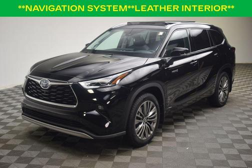 2021 Toyota Highlander Hybrid Platinum