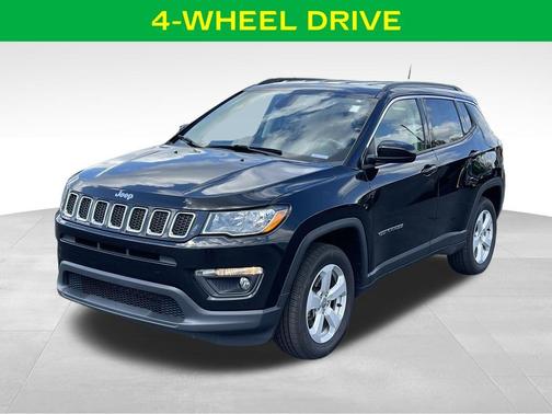 Diamond Black 2021 Jeep Compass Latitude