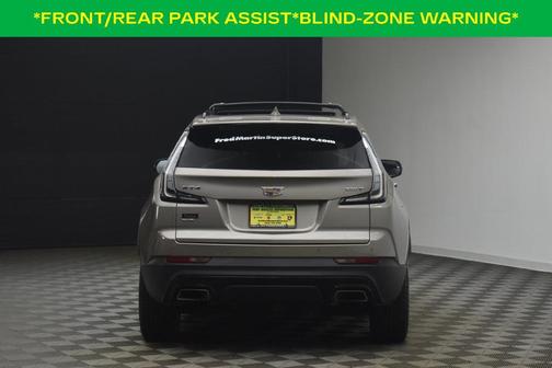 Latte 2023 Cadillac XT4 Sport
