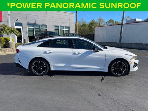 2022 Kia K5 GT-Line
