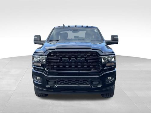 Diamond Black 2024 RAM 2500 Big Horn