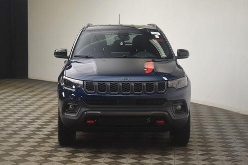 Fathom Blue Pearlcoat 2026 Jeep Compass Trailhawk