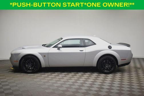 Triple Nickel Clearcoat 2023 Dodge Challenger R/T Scat Pack