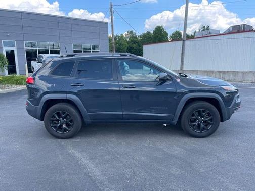 2016 Jeep Cherokee Trailhawk