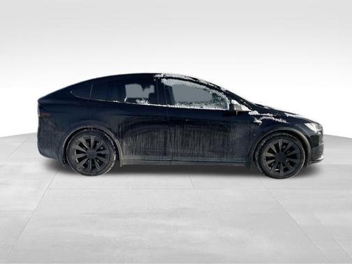 2022 Tesla Model X Plaid