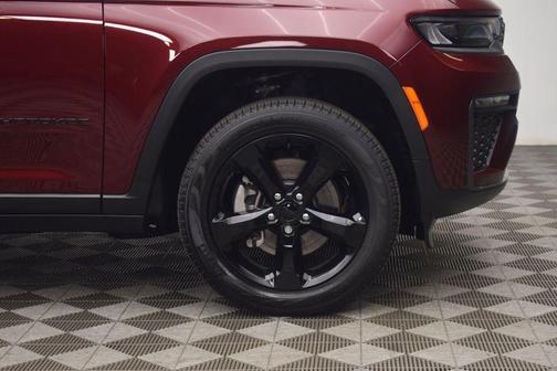 Velvet Red Pearlcoat 2026 Jeep Grand Cherokee L Limited