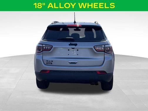 Billet Silver Metallic Clearcoat 2018 Jeep Compass Altitude