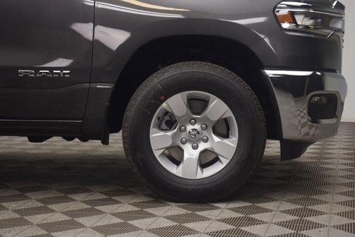 Granite Crystal Clearcoat Metallic 2026 RAM 1500 Big Horn/Lone Star