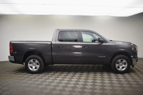 Granite Crystal Clearcoat Metallic 2026 RAM 1500 Big Horn/Lone Star