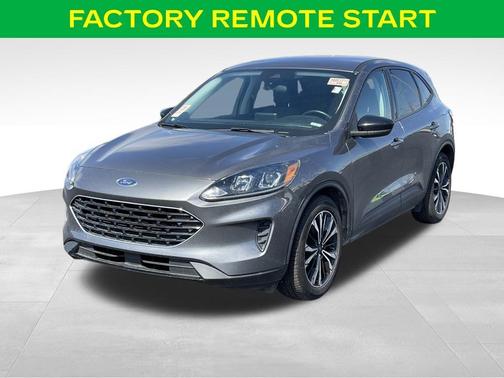 Carbonized Gray Metallic 2021 Ford Escape SE