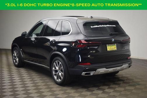 Black Sapphire Metallic 2024 BMW X5 xDrive40i