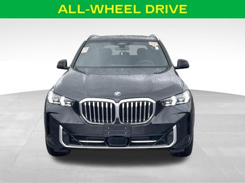 Black Sapphire Metallic 2024 BMW X5 xDrive40i