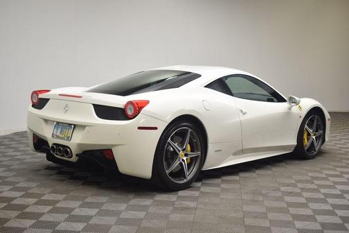 2014 Ferrari 458 Italia Base