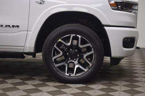Bright White Clearcoat 2026 RAM 1500 Laramie