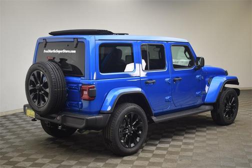 2025 Jeep Wrangler 4xe Sahara
