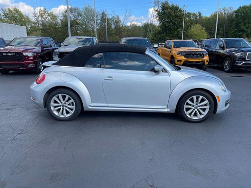 2014 Volkswagen Beetle 2.0L TDI