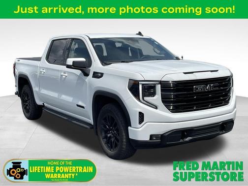 Summit White 2023 GMC Sierra 1500 Elevation