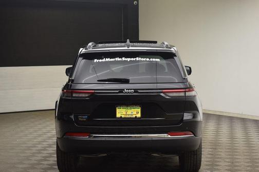 2025 Jeep Grand Cherokee 4xe Base