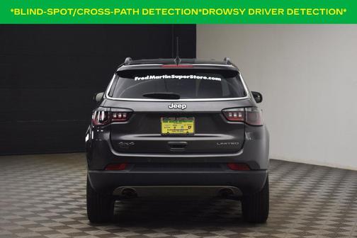 Granite Crystal Clearcoat Metallic 2023 Jeep Compass Limited