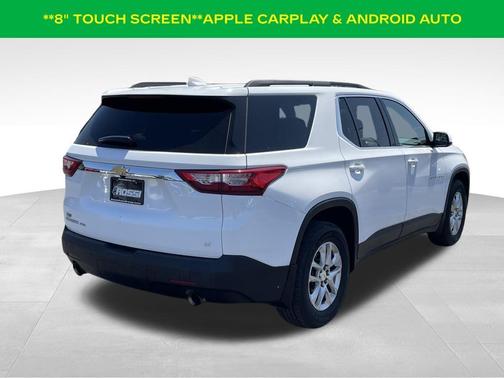 Summit White 2020 Chevrolet Traverse LT Cloth