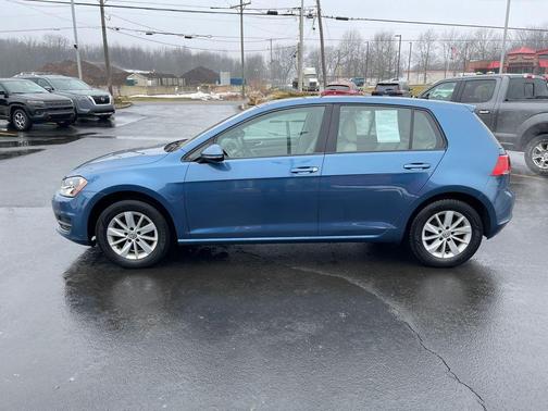 2015 Volkswagen Golf TSI S 4-Door