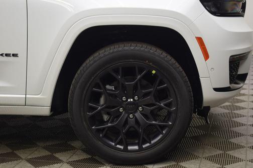 2025 Jeep Grand Cherokee L Summit