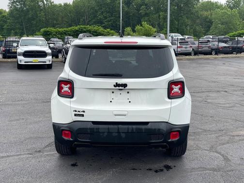 2022 Jeep Renegade Altitude
