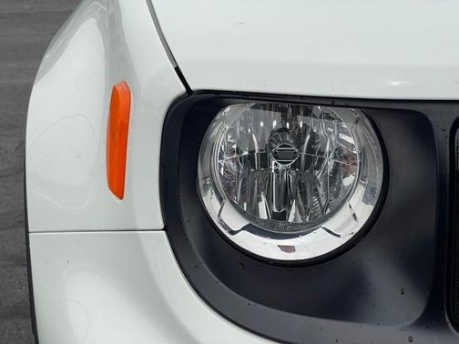2022 Jeep Renegade Altitude
