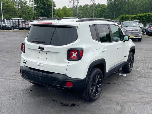 2022 Jeep Renegade Altitude