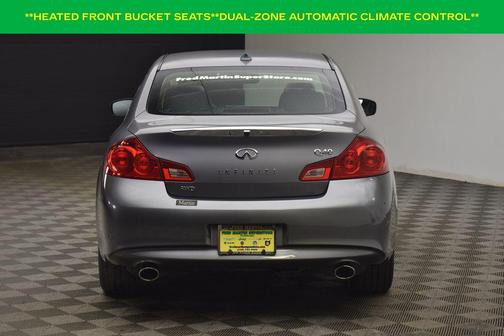 2015 INFINITI Q40 