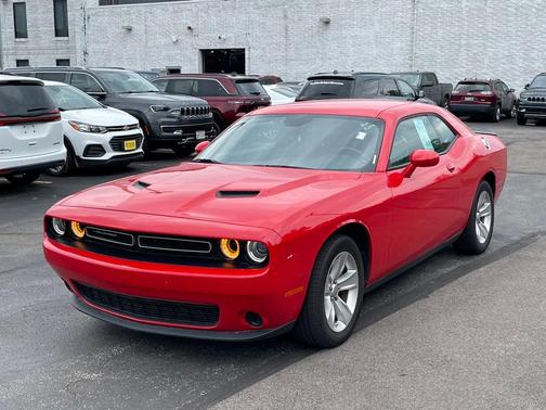 2023 Dodge Challenger SXT