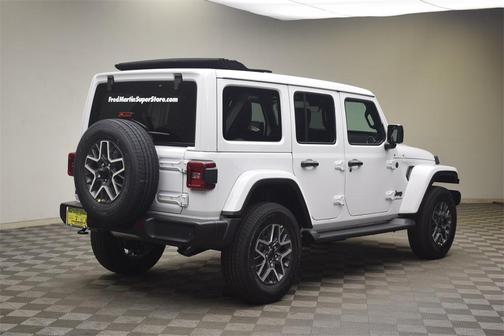 2025 Jeep Wrangler Sahara