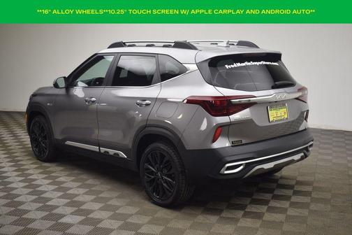 2022 Kia Seltos Nightfall