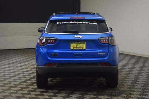 2022 Jeep Compass Latitude Lux