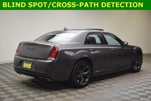 2023 Chrysler 300 S