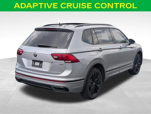 Pyrite Silver Metallic 2022 Volkswagen Tiguan 2.0T SE R-Line Black