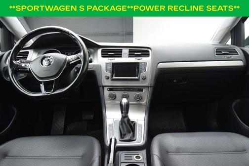 2015 Volkswagen Golf SportWagen S