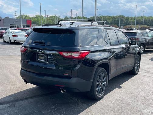2021 Chevrolet Traverse RS