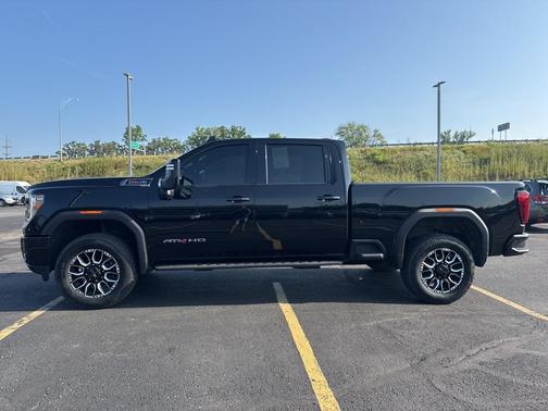 2023 GMC Sierra 2500 AT4