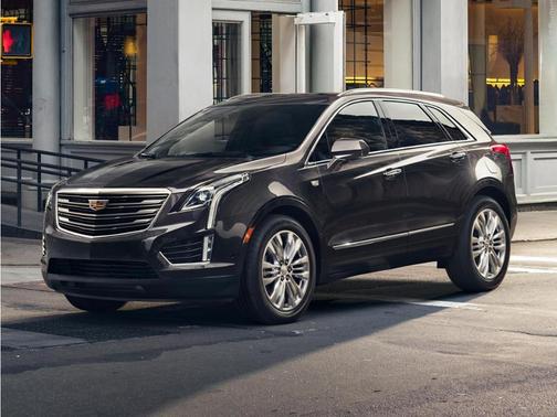 Radiant Silver Metallic 2019 Cadillac XT5 Premium Luxury