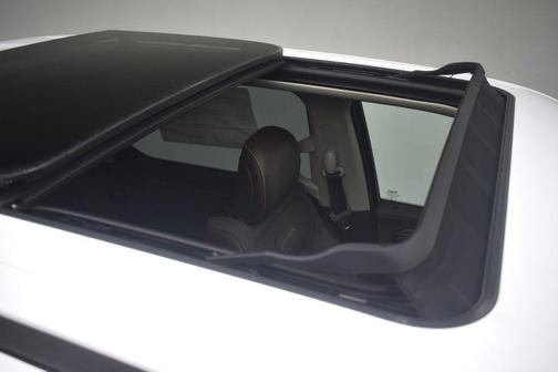 Bright White Clearcoat 2026 RAM 1500 Limited