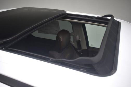 Bright White Clearcoat 2026 RAM 1500 Limited