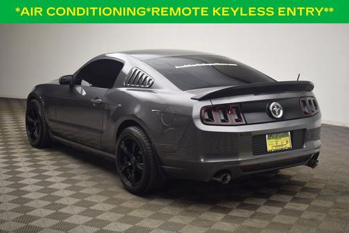 2014 Ford Mustang V6