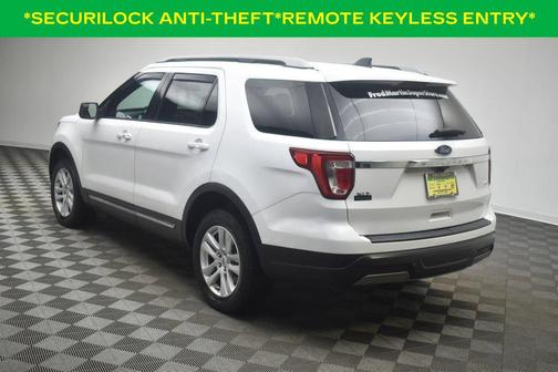 Oxford White 2019 Ford Explorer XLT