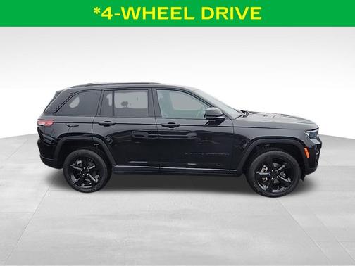 2024 Jeep Grand Cherokee Laredo
